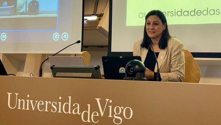 La catedrática Belén Rubio aspira a convertirse en la primera rectora de la Universidad de Vigo
