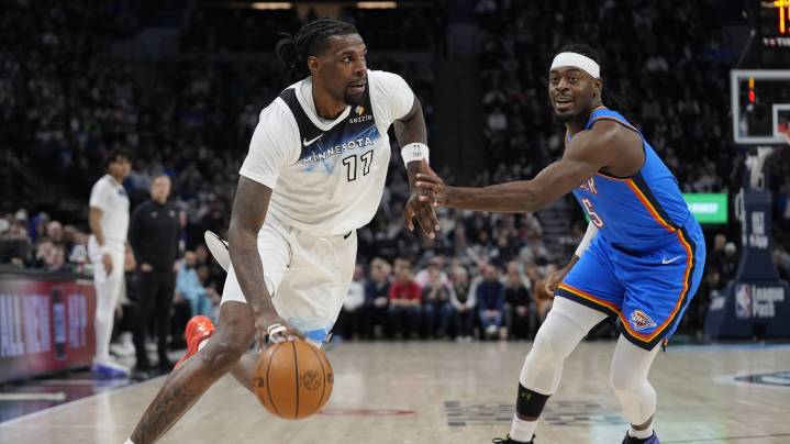 Timberwolves player Naz Reid's sister fatally shot at New Jersey apartment complex, her boyfriend charged with murder