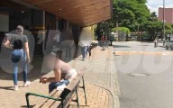 Por no darle plata a un habitante de calle, un abogado fue apuñalado