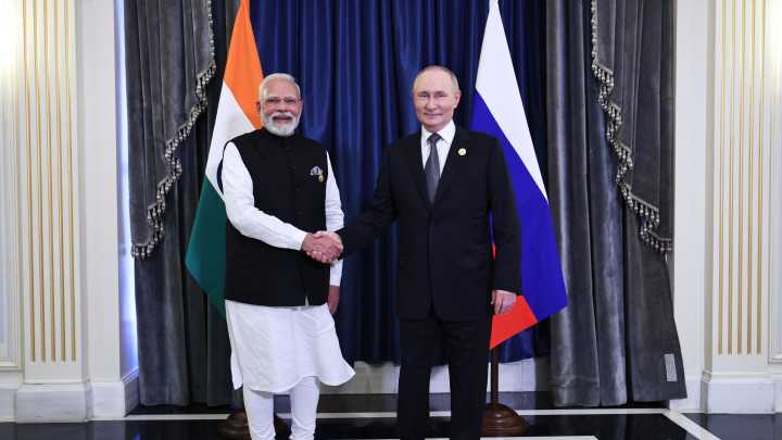 Modi dice a Putin que la paz es un "ruego" de la humanidad mientras Xi lamenta que sigan las "sombras" de la Guerra Fría