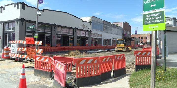 Free shuttle to help visitors amid Dickinson Avenue construction