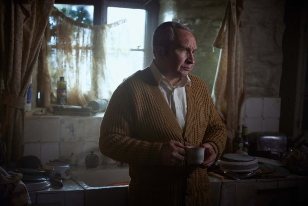 Eddie Marsan goes gangsta in ‘All the Devils Are Here’