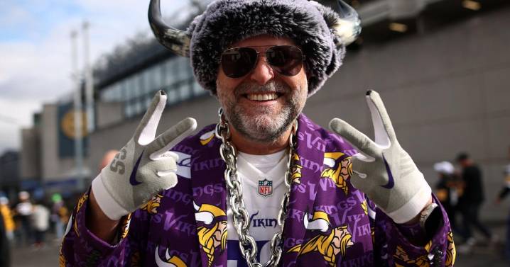 What's the craic? Steelers and Vikings fans set for Dublin game