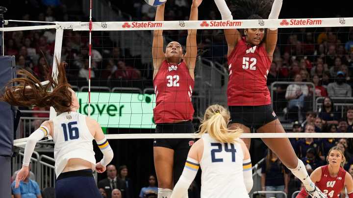 How to watch Wisconsin volleyball vs Florida today