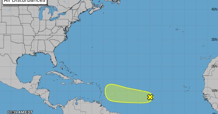 Invest 91-L: ¿Cuál es la trayectoria del sistema que se encuentra en el Océano Atlántico?  – Metro Puerto Rico