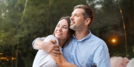 Por qué hay parejas que eligen no convivir y qué recomiendan los especialistas ante esta decisión