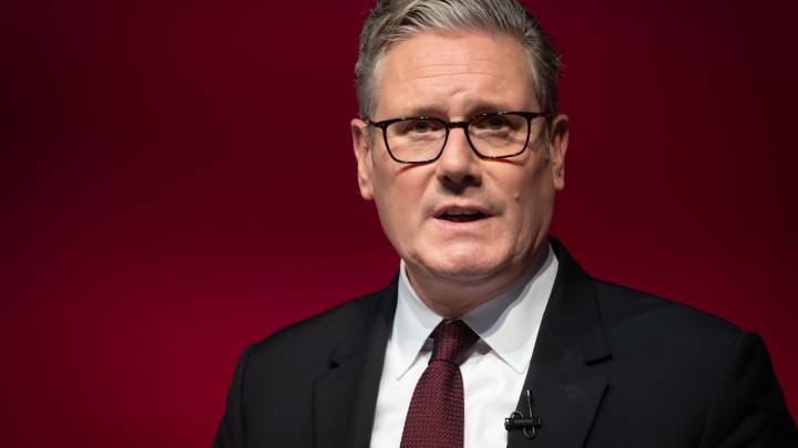 Over one million furious Brits sign petition to BLOCK Keir Starmer’s compulsory Digital ID as privacy fears grow