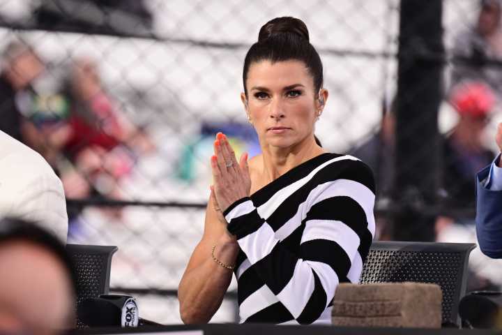 Danica Patrick Claps Back at Jimmy Kimmel After Controversial Comments In the middle of a controversy in the US, Danica Patrick chooses a side while bashing Jimmy Kimmel and his recent comments. Sumed