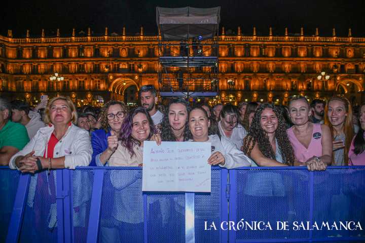 En imágenes | Declaraciones de amor para Antonio José