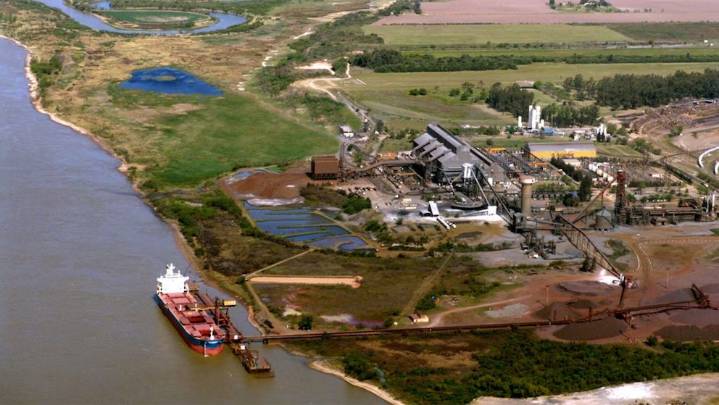 Siguen las suspensiones en la planta de Acindar en Villa Constitución, en medio de una crítica situación del sector