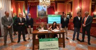 La Junta y el Ayuntamiento de Granada promoverán el transporte público entre los asistentes a congresos