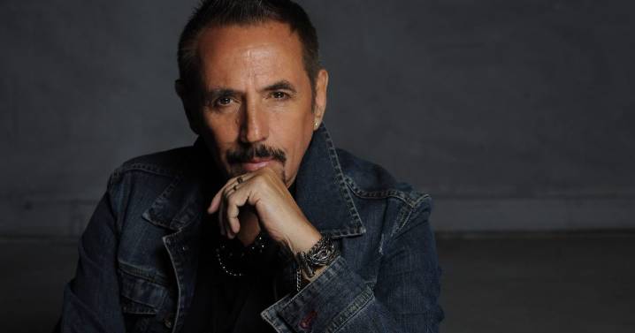 Alejandro Lerner, el hombre que solo quería ser un pianista y terminó escribiendo las canciones de nuestras vidas