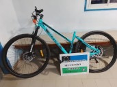 Robo y daños en una panadería de Cipolletti: recuperan bicicleta robada