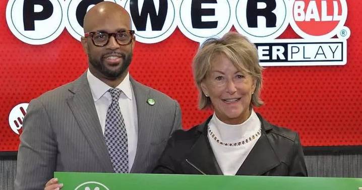 Gran bags £110k lottery prize then stuns officials with selfless gesture