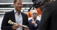 Speculation grows over possible King, Harry meeting