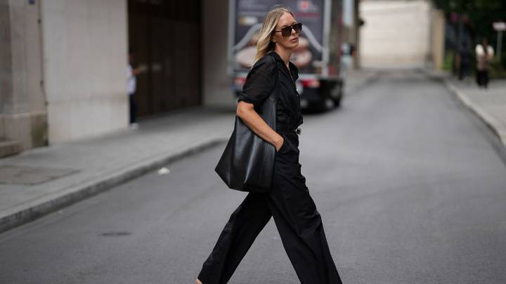 Los pantalones boho se combinan con estas prendas para looks de fin de semana en septiembre 2025