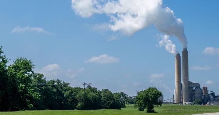 Trump EPA to stop tracking emissions from biggest polluters