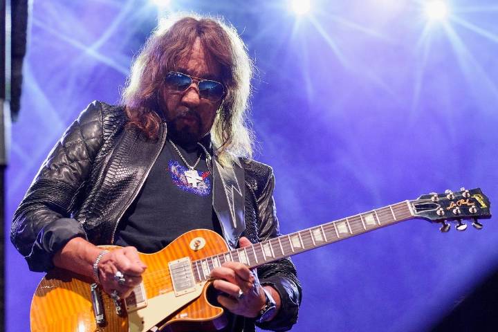 Ace Frehley Cancels Performance After Being Hospitalized for Studio Fall