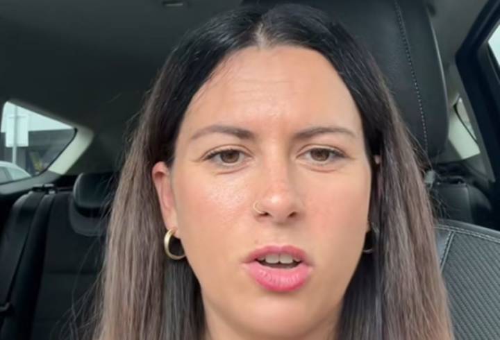 Una madre británica defiende su mudanza a Tenerife tras vender los juguetes de sus hijos: “Les estoy dando una vida mejor”