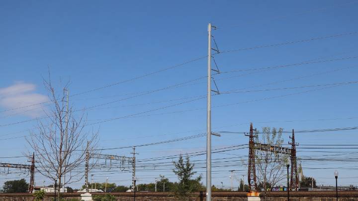 Lamont asks CT Siting Council to delay vote on Fairfield County monopole construction