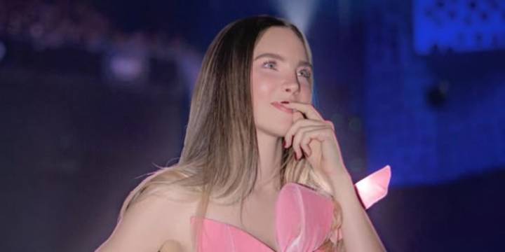 Ex de Belinda lanzará película contando su versión del romance, así se ve la mujer que dará vida a la cantante
