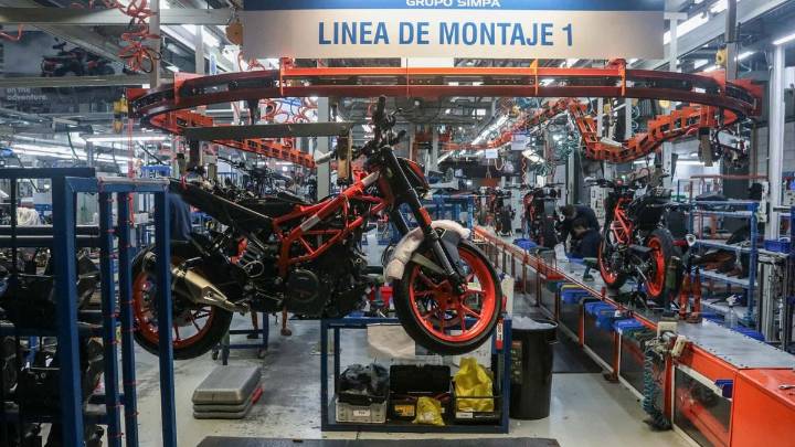 Una reconocida marca de motos cerró su planta de Campana y despidió a 50 trabajadores