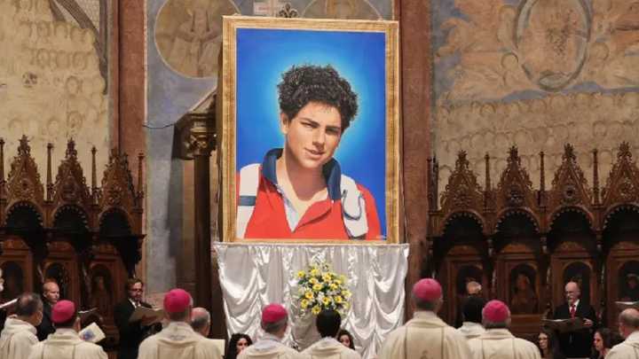 Papa León XIV canonizará a Carlo Acutis, el primer santo millennial