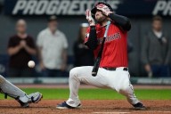David Fry recovering after sustaining broken nose, facial fractures after being hit in face by pitch
