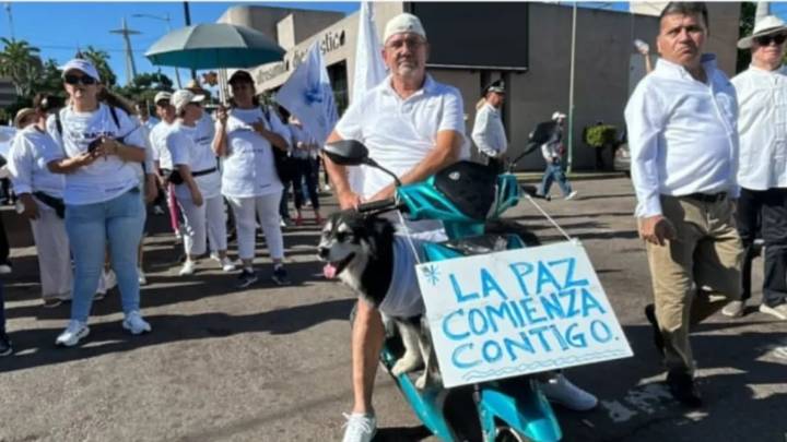 Marchan ciudadanos y sectores productivos por la paz en Culiacán