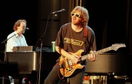 1 killed, 2 injured in stabbing outside Phish concert in Virginia