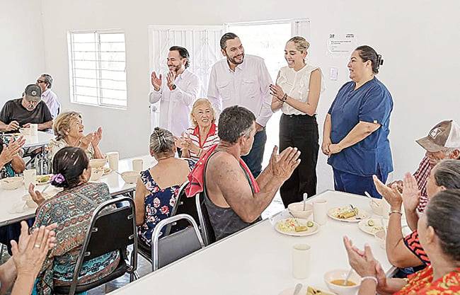 Supervisa Carlos Villarreal rehabilitación de Comedores del Adulto Mayor