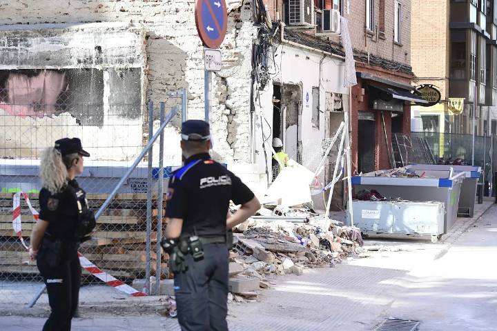 Fabio, el colombiano de 52 años fallecido en la explosión de Vallecas: había convertido un local del bajo en su hogar hace seis meses
