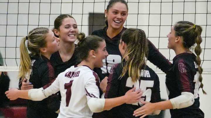 Caravel gets sweep - barely - against Smyrna in volleyball matchup