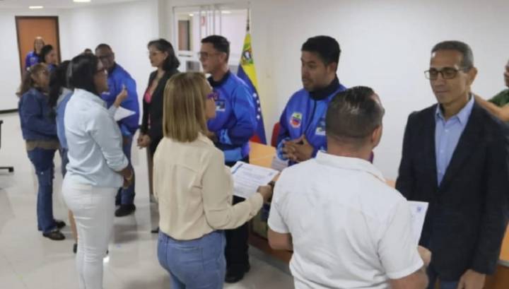 Docentes del país refuerzan formación para prevenir consumo de drogas