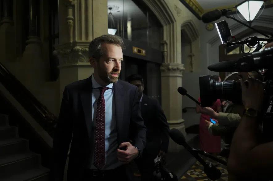 In-office rules for public servants thwarting plan to sell off space, government says