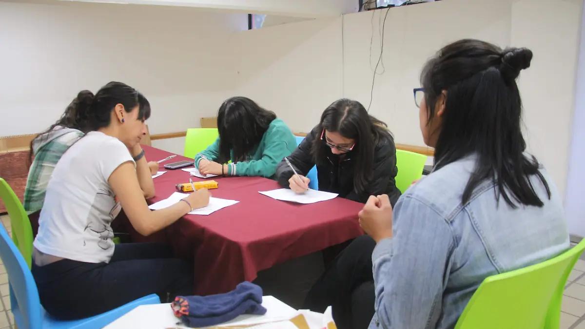 ¿Puede la tristeza convertirse en poesía con ayuda de la inteligencia artificial? Este taller tiene la respuesta