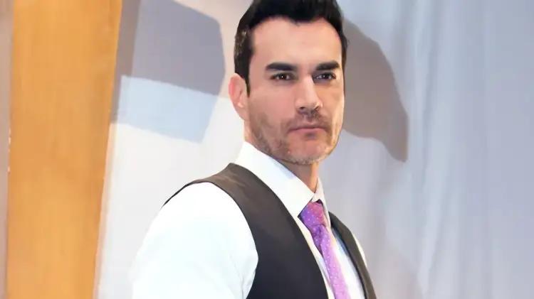 David Zepeda estalla contra reportero: 'Son chingaquedito' en rueda de prensa