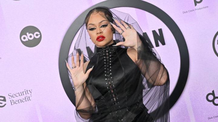 Latto confirms she's dating 21 Savage