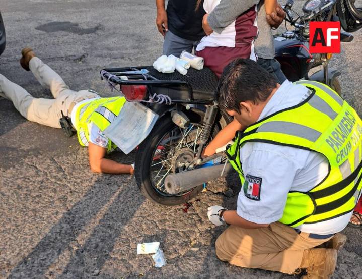 Menor sufre fractura expuesta al quedar atrapada en la cadena de una motocicleta
