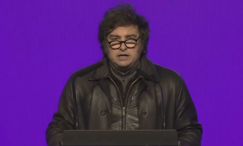 "Hemos tenido una clara derrota y hay que aceptarlo": Javier Milei tras el triunfo del peronismo en Buenos Aires