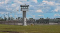 El nuevo centro de detención de inmigrantes "Deportation Depot" ya está operativo en Florida