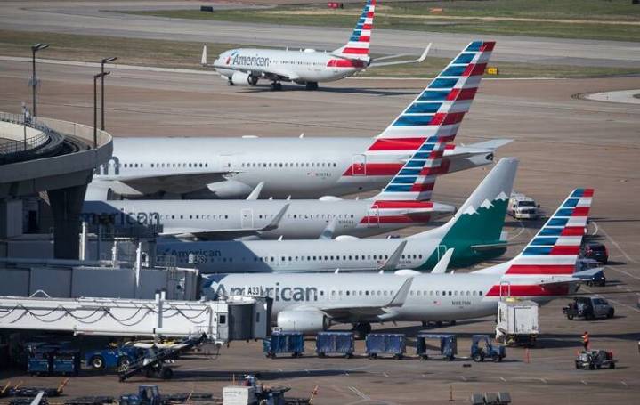 FAA halts flights at Dallas airports over telephone issue