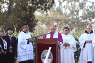 La fe se hizo multitud entre pétalos, pañuelos y campanas. Un nuevo Milagro ha pasado