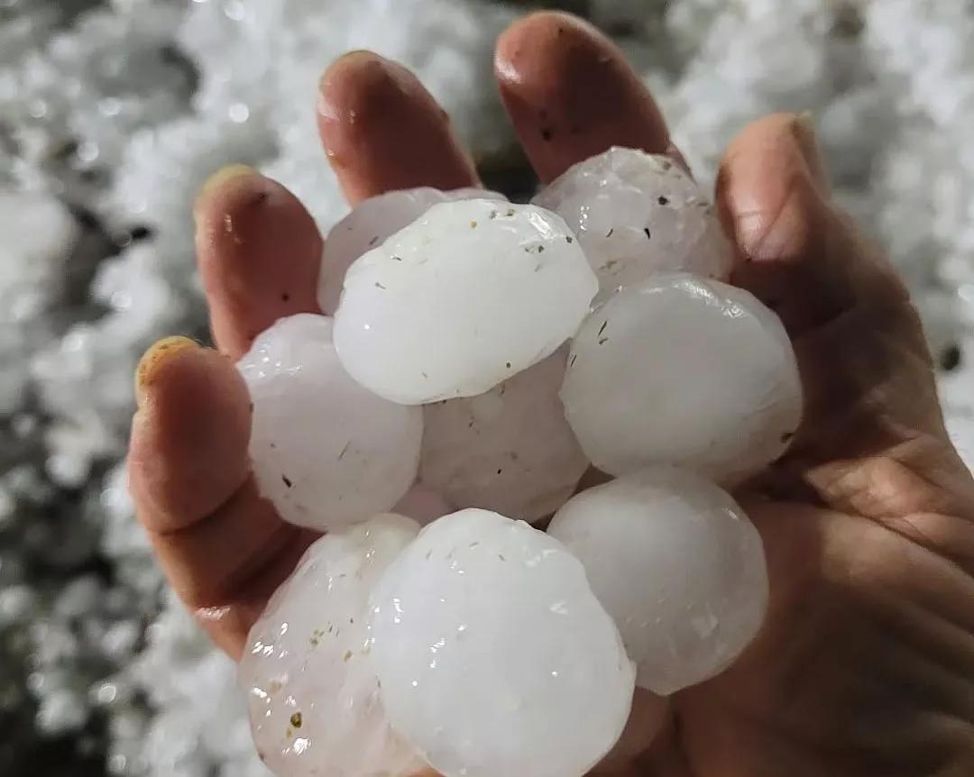 La tormenta deja daños en Benabarre y fuertes precipitaciones en el Sobrarbe