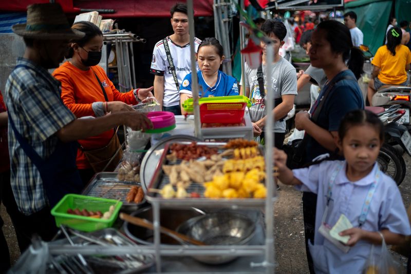 Thailand's PM to tackle baht strength as currency soars