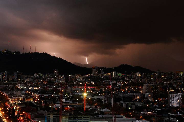 Aviso de tormentas eléctricas para la zona central: dónde y cuándo podrían ocurrir
