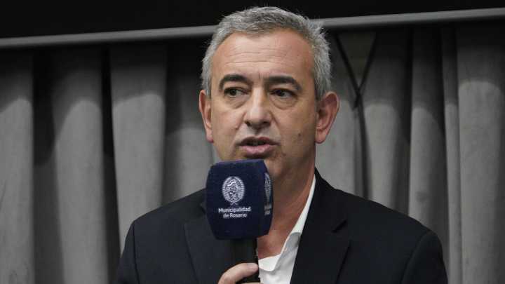 Javkin cuestionó al gremio municipal: "Cuando hay elecciones, empiezan estas cosas"
