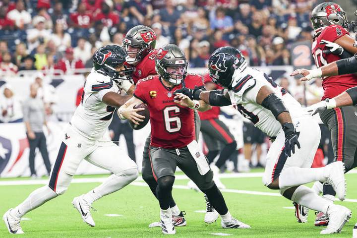 Buccaneers best Texans with last
