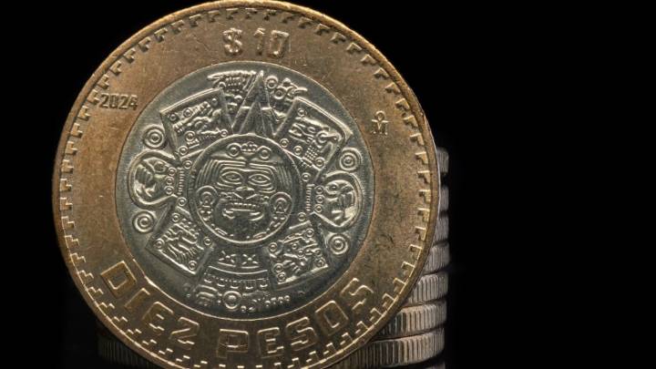 Peso mexicano avanza ante el dólar pese a un dato de inflación subyacente fuera del objetivo oficial