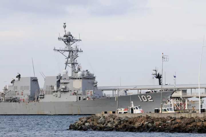 EEUU refuerza su presencia militar en Panamá: llega otro buque destructor